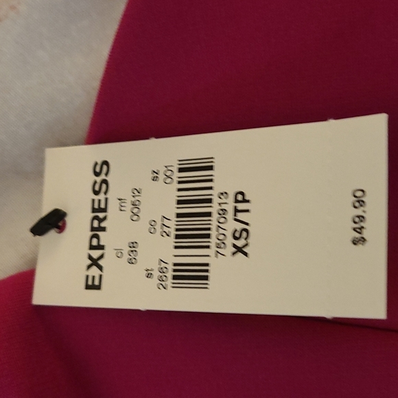 Express crop & pencil skirt set - Picture 6 of 6